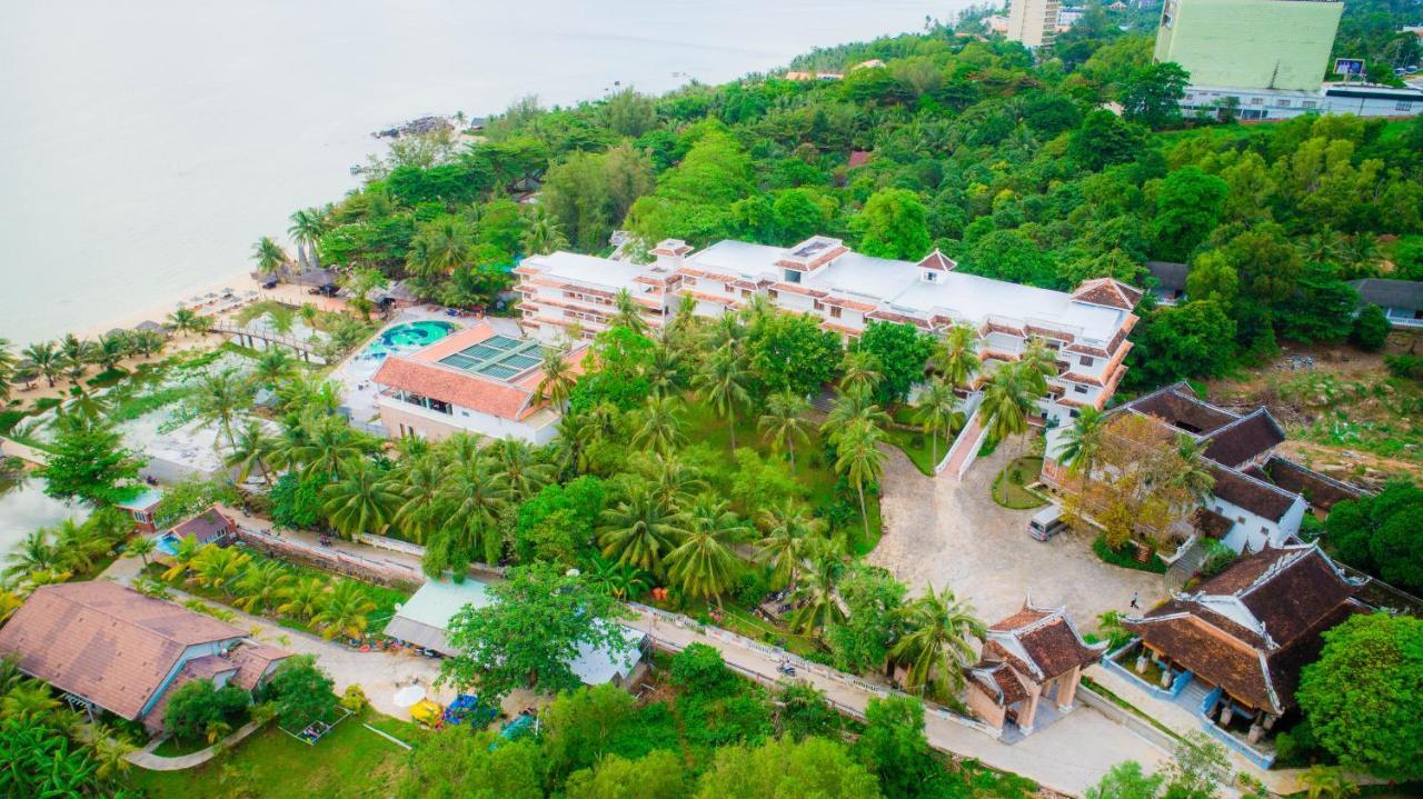 Long Beach Resort Phu Quoc Exterior photo