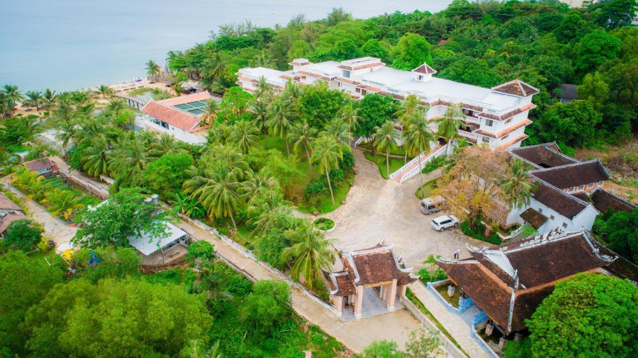 Long Beach Resort Phu Quoc Exterior photo